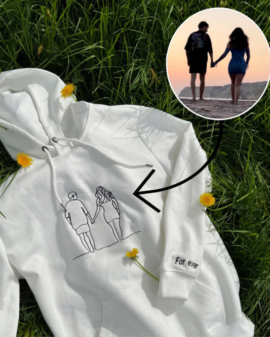 Hoodie brodé avec le même design